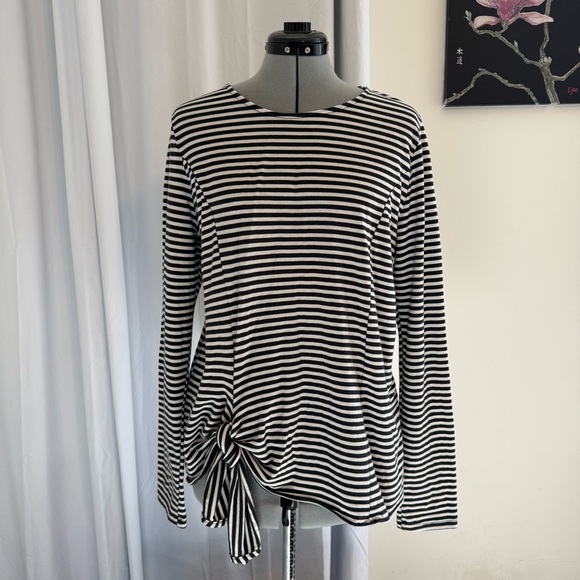 T.La Tops - Anthropologie T.LA Black White Striped Tie Front Long Sleeve Tee Women’s Large